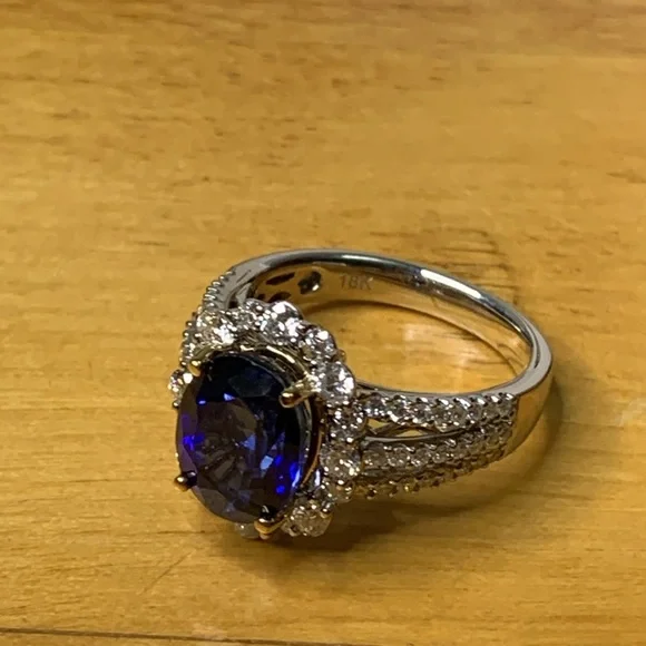 18kt White Gold 4.7 TCW Lab Grown Sapphire and Natural Diamond Ring Size 6.5 - Picture 9 of 12